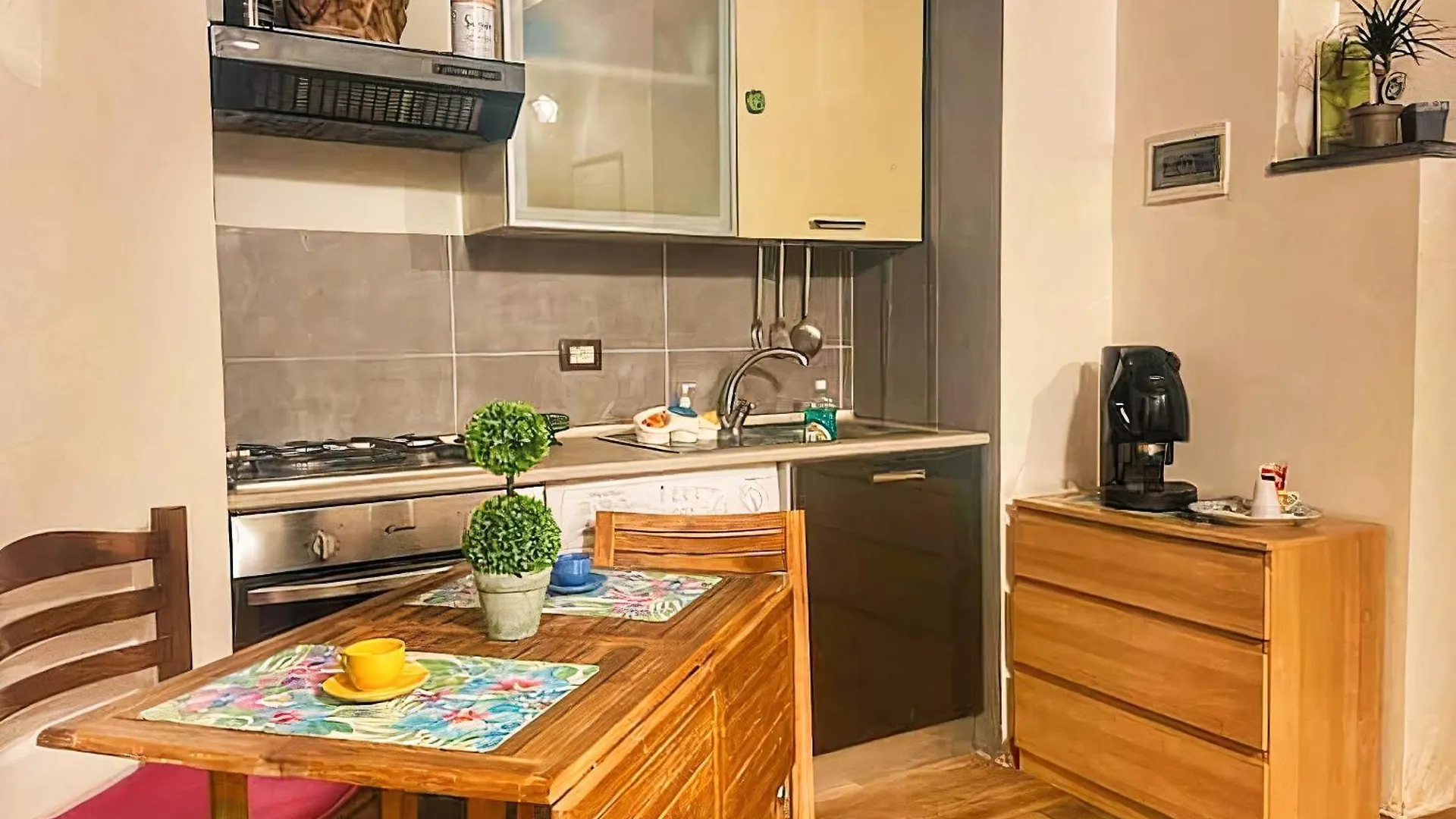 Damiani Luxury Home Palermo 0*,