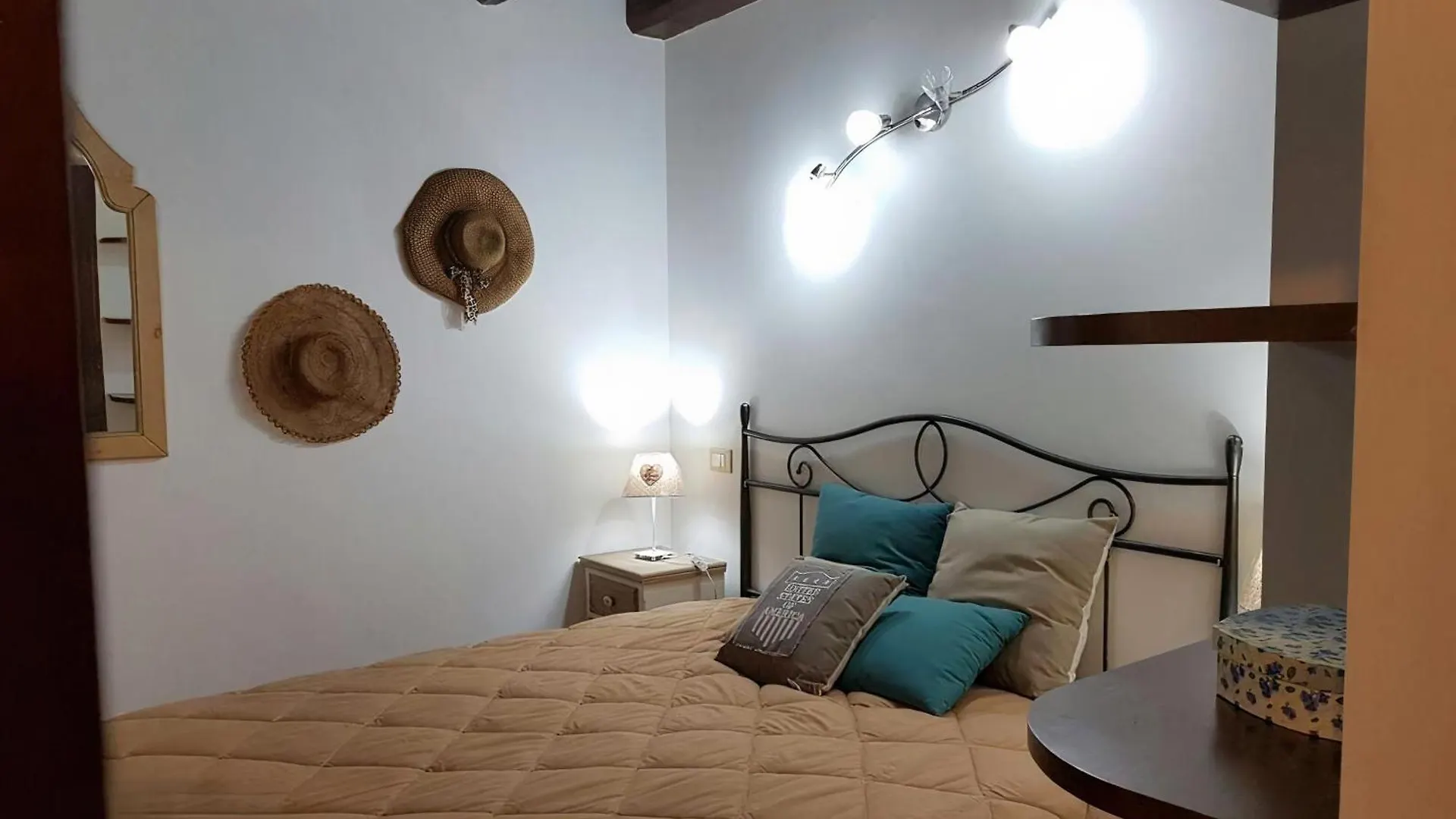 Damiani Luxury Home Palermo 0*,  Italy